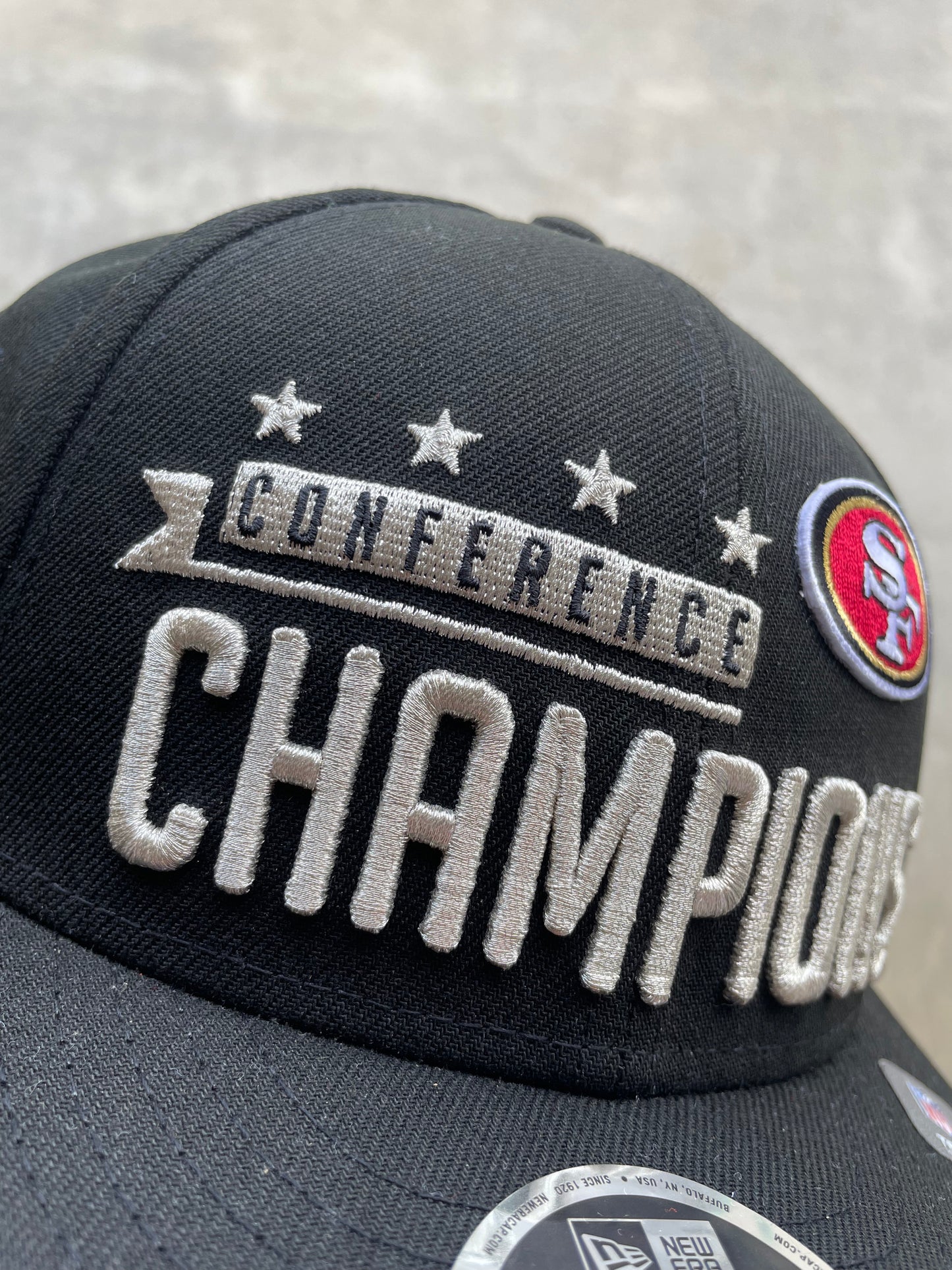 49ers 2023 Conference Champions “Locker Room” Hat
